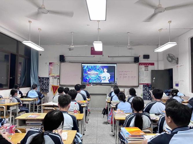 广元市第一职业技术学校,广元市第一职业技术学校校长?-第6张图片-职教招生网 广元市第一职业技术学校,广元市第一职业技术学校校长?-第6张图片-职教招生网