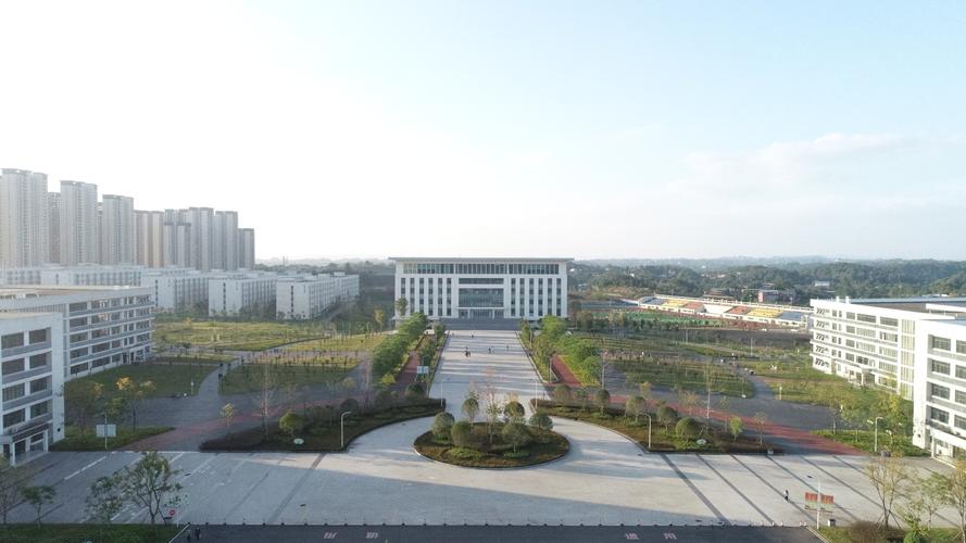 江阳城建职业学院在哪里，江阳城建职业学院在哪里?有哪些专业？