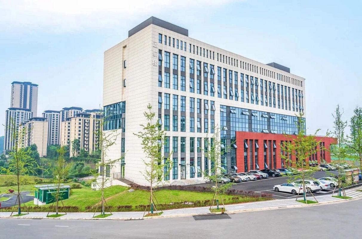 天府新区通用航空职业学校正规吗?天府新区通用航空职业学院宣传片?-第7张图片-职教招生网 天府新区通用航空职业学校正规吗?天府新区通用航空职业学院宣传片?-第7张图片-职教招生网