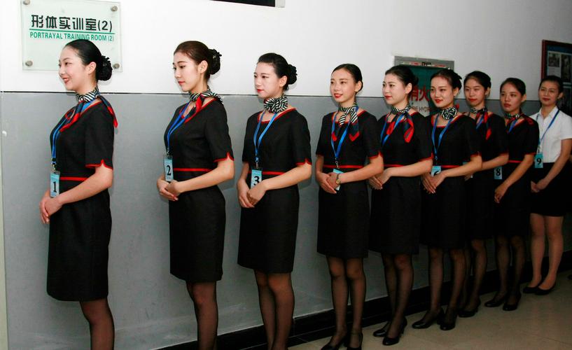 西南成都航空旅游职业学校？成都西南航空职业技术学校？