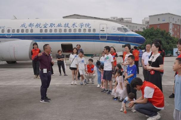 西南成都航空旅游职业学校?成都西南航空职业技术学校?-第5张图片-职教招生网 西南成都航空旅游职业学校?成都西南航空职业技术学校?-第5张图片-职教招生网