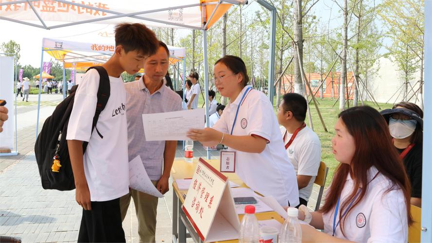 长江艺术工程职业学校官方网站?长江艺术工程职业学校官方网站校企合作?-第3张图片-职教招生网 长江艺术工程职业学校官方网站?长江艺术工程职业学校官方网站校企合作?-第3张图片-职教招生网