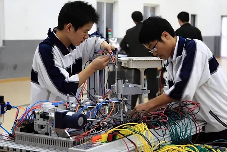 成都和宇职业技能培训学校，和宇科技有限公司？