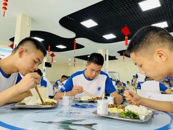 初中学航空专业好,初中毕业生学航空专业?-第8张图片-职教招生网 初中学航空专业好,初中毕业生学航空专业?-第8张图片-职教招生网