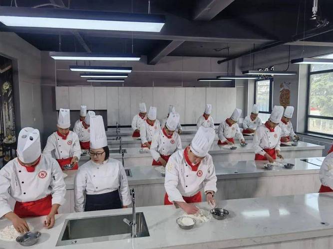 职高西餐烹饪专业好吗,中职西餐烹饪专业?-第5张图片-职教招生网 职高西餐烹饪专业好吗,中职西餐烹饪专业?-第5张图片-职教招生网