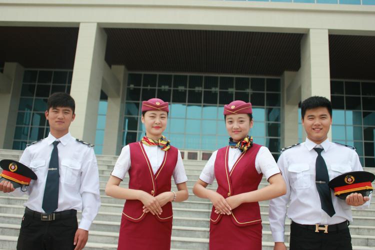 哪些高铁乘务学校,高铁乘务学校排名-第5张图片-职教招生网 哪些高铁乘务学校,高铁乘务学校排名-第5张图片-职教招生网