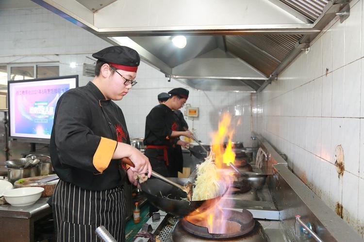 职高中餐烹饪就业方向,职业高中学烹饪?-第6张图片-职教招生网 职高中餐烹饪就业方向,职业高中学烹饪?-第6张图片-职教招生网