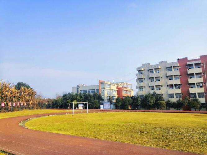 四川省经济技术学校地址?四川经济技术职业学院进展?-第2张图片-职教招生网 四川省经济技术学校地址?四川经济技术职业学院进展?-第2张图片-职教招生网