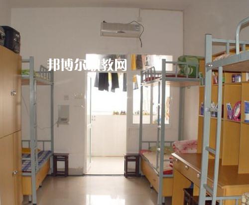 技工学校建设标准?技工学校建设标准规范?-第3张图片-职教招生网 技工学校建设标准?技工学校建设标准规范?-第3张图片-职教招生网