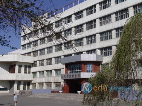 新疆现代职业技术学院地址在哪里,新疆现代职业技术学校全景图?-第4张图片-职教招生网 新疆现代职业技术学院地址在哪里,新疆现代职业技术学校全景图?-第4张图片-职教招生网