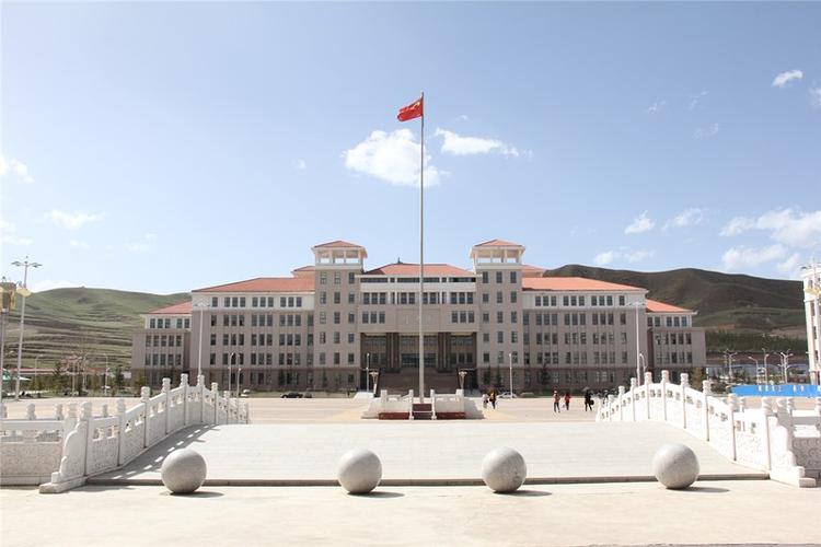 甘肃民族师范学院偏僻?甘肃民族师范学院多大?-第3张图片-职教招生网 甘肃民族师范学院偏僻?甘肃民族师范学院多大?-第3张图片-职教招生网