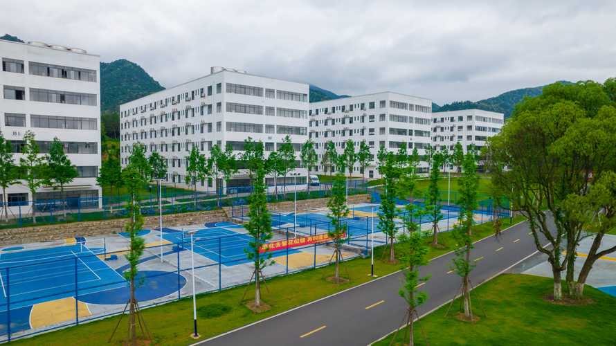 西南工业大学在哪个省?西南工业专科学校?-第3张图片-职教招生网 西南工业大学在哪个省?西南工业专科学校?-第3张图片-职教招生网