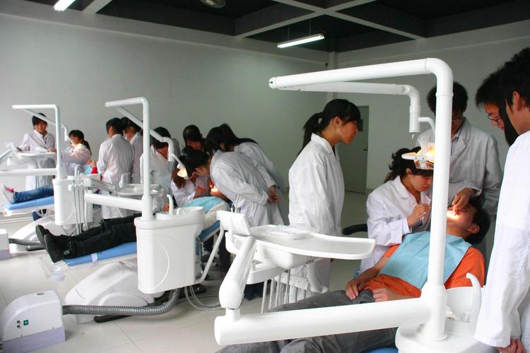 绵阳卫生学校,绵阳卫生学校是公办吗-第3张图片-职教招生网 绵阳卫生学校,绵阳卫生学校是公办吗-第3张图片-职教招生网