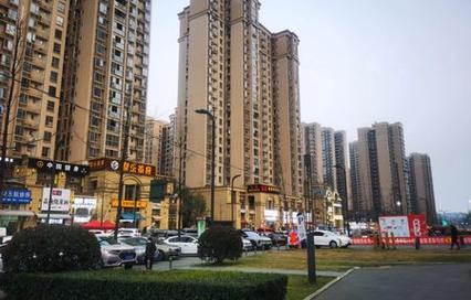 成都市工业学校梁家巷老校区，梁家巷的成都市工业学校还有吗？