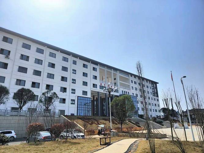 衡阳所有技师学院?衡阳技师学院怎么样?-第4张图片-职教招生网 衡阳所有技师学院?衡阳技师学院怎么样?-第4张图片-职教招生网