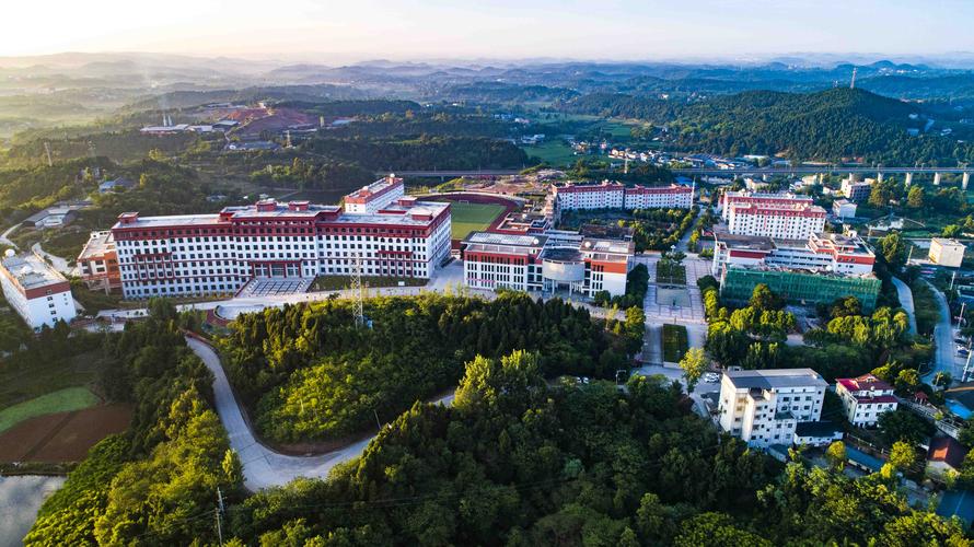 四川汽车学院,四川汽车学院怎么样?-第4张图片-职教招生网 四川汽车学院,四川汽车学院怎么样?-第4张图片-职教招生网